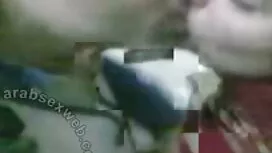 مردم یک دختر با عینک ...