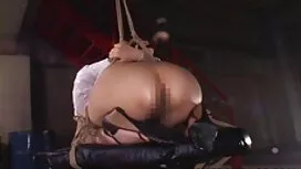 دختر سرگرم کننده با  ...